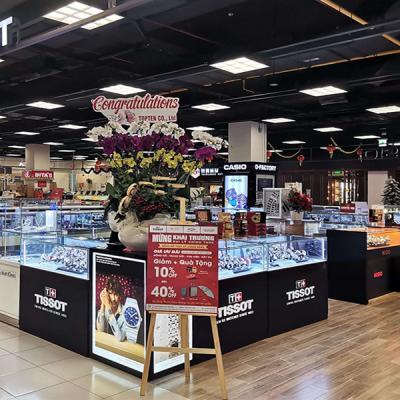 Việtvita kinh doanh và phát triển mảng đồng hồ truyền thống Thụy Sỹ.